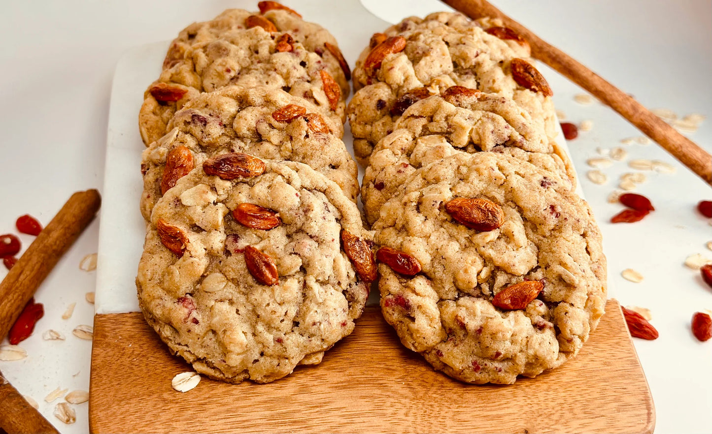 Oatmeal Goji Berry